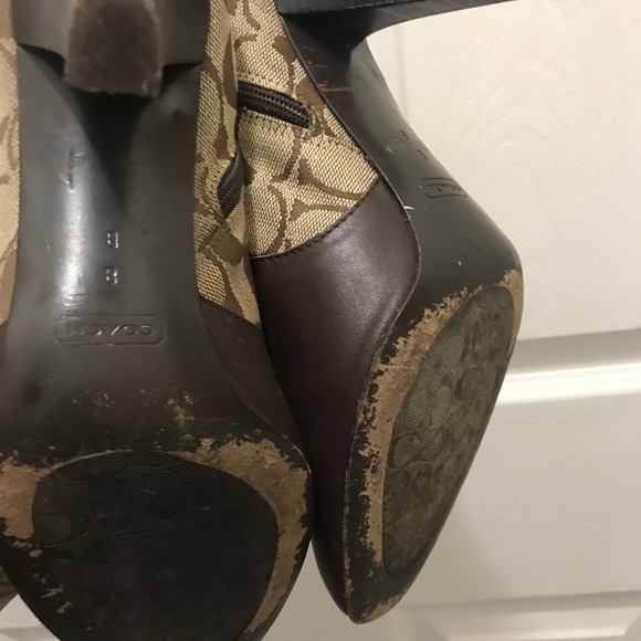 Coach boots 😍😍 - Picture 4 of 6